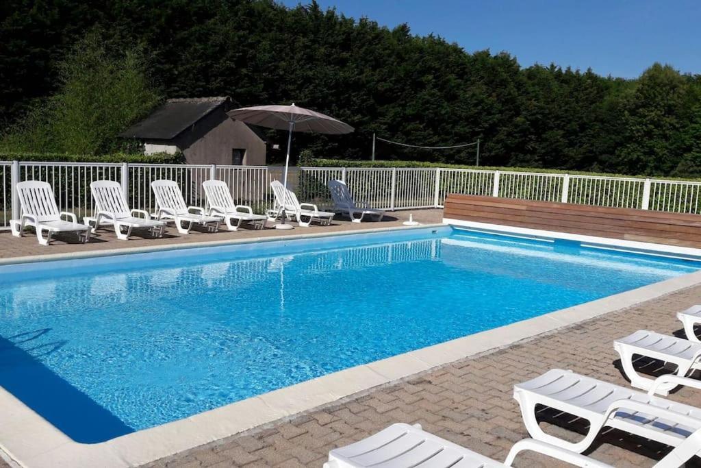 Domaine Des Lauriers 20 Couchages Villa Languidic Exterior foto